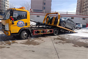 海港救援拖车费用怎么算